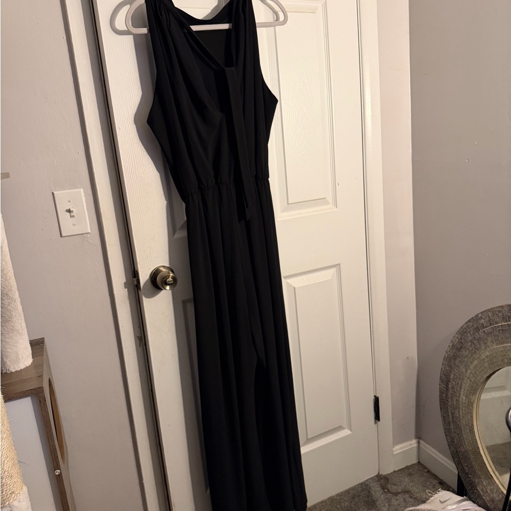 Classic Black Sleeveless Koh Koh jumpsuit